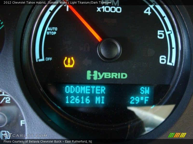 Summit White / Light Titanium/Dark Titanium 2012 Chevrolet Tahoe Hybrid