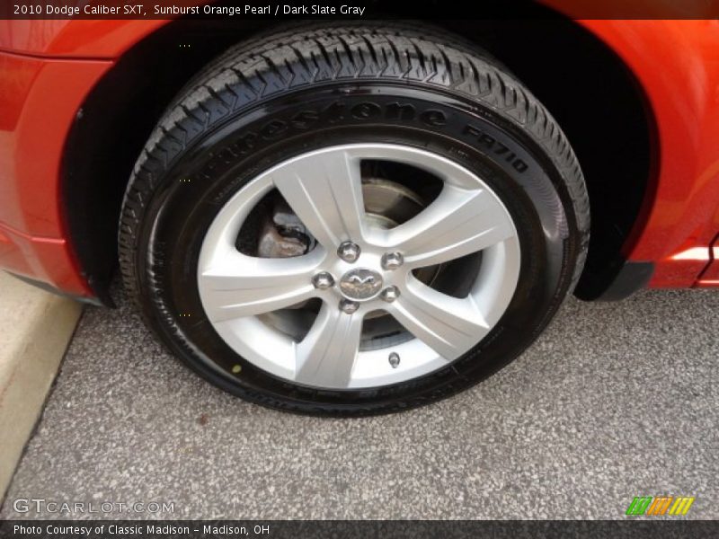 Sunburst Orange Pearl / Dark Slate Gray 2010 Dodge Caliber SXT