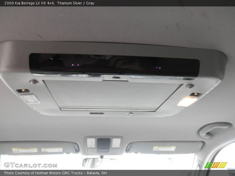 Titanium Silver / Gray 2009 Kia Borrego LX V6 4x4