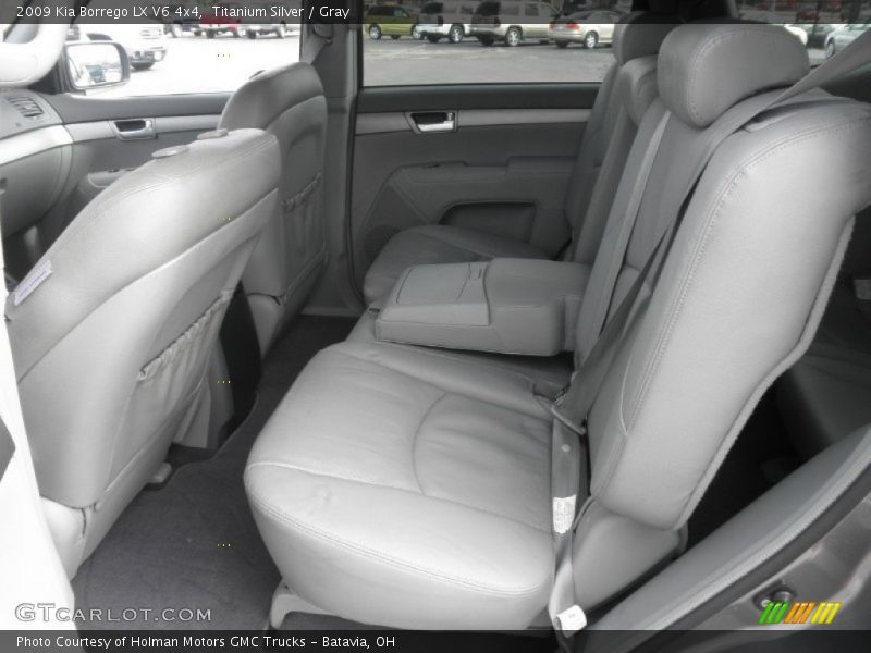 Titanium Silver / Gray 2009 Kia Borrego LX V6 4x4