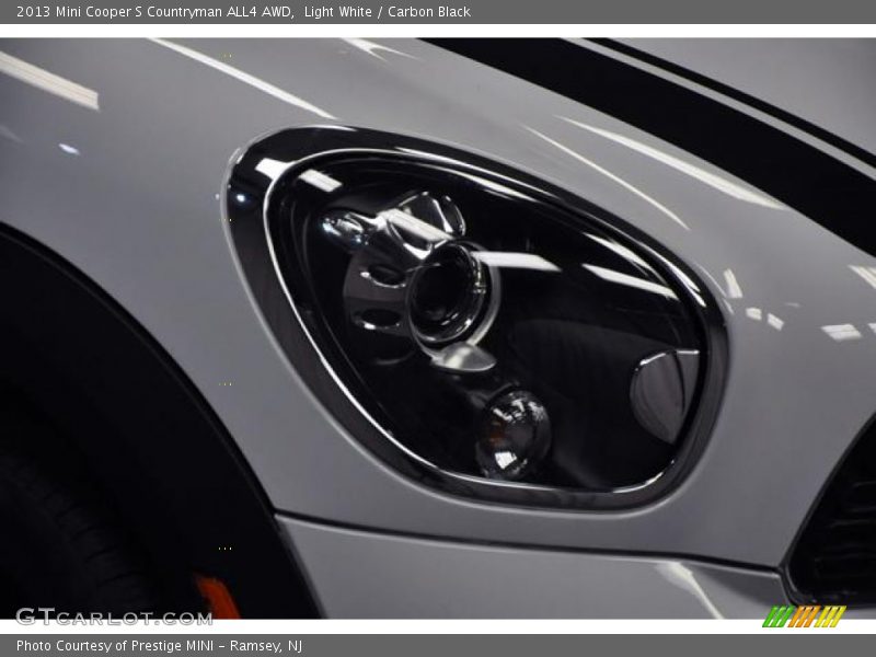 Light White / Carbon Black 2013 Mini Cooper S Countryman ALL4 AWD