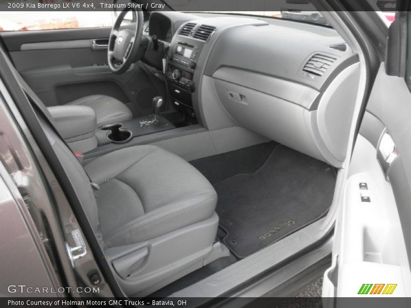 Titanium Silver / Gray 2009 Kia Borrego LX V6 4x4