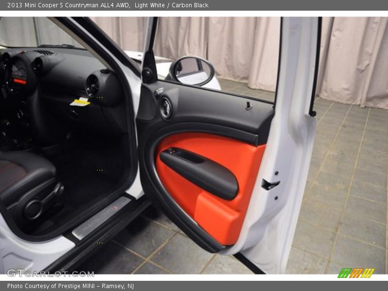 Light White / Carbon Black 2013 Mini Cooper S Countryman ALL4 AWD