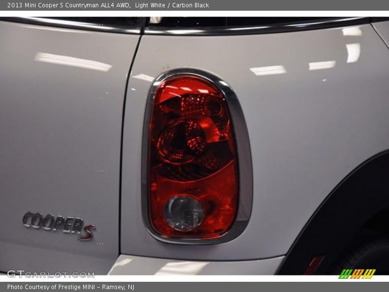 Light White / Carbon Black 2013 Mini Cooper S Countryman ALL4 AWD