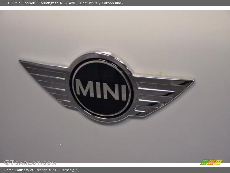 Light White / Carbon Black 2013 Mini Cooper S Countryman ALL4 AWD