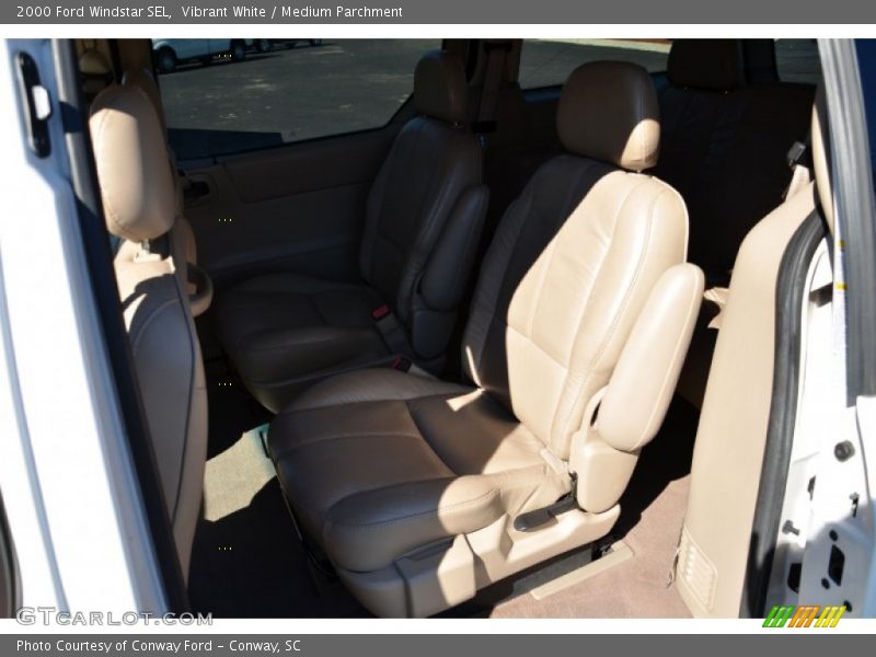 Vibrant White / Medium Parchment 2000 Ford Windstar SEL