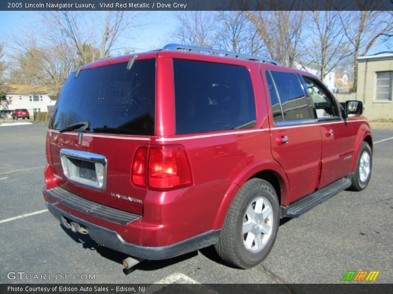 Vivid Red Metallic / Dove Grey 2005 Lincoln Navigator Luxury