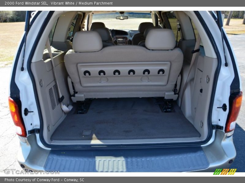 Vibrant White / Medium Parchment 2000 Ford Windstar SEL