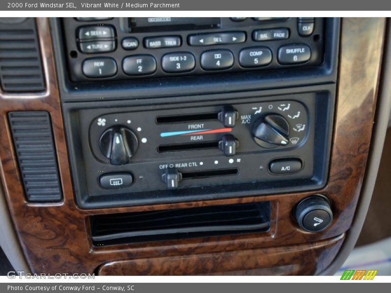 Vibrant White / Medium Parchment 2000 Ford Windstar SEL