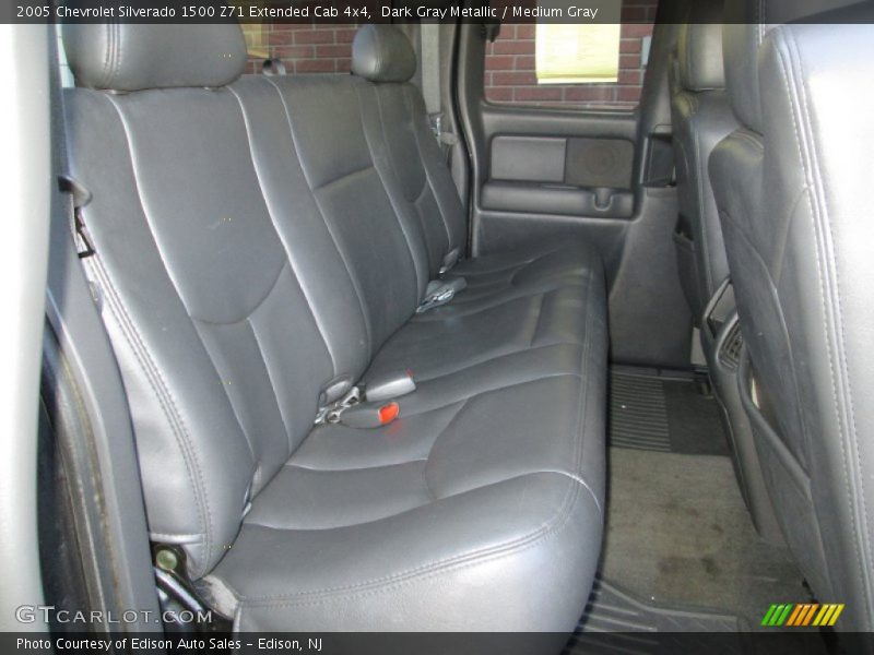 Dark Gray Metallic / Medium Gray 2005 Chevrolet Silverado 1500 Z71 Extended Cab 4x4
