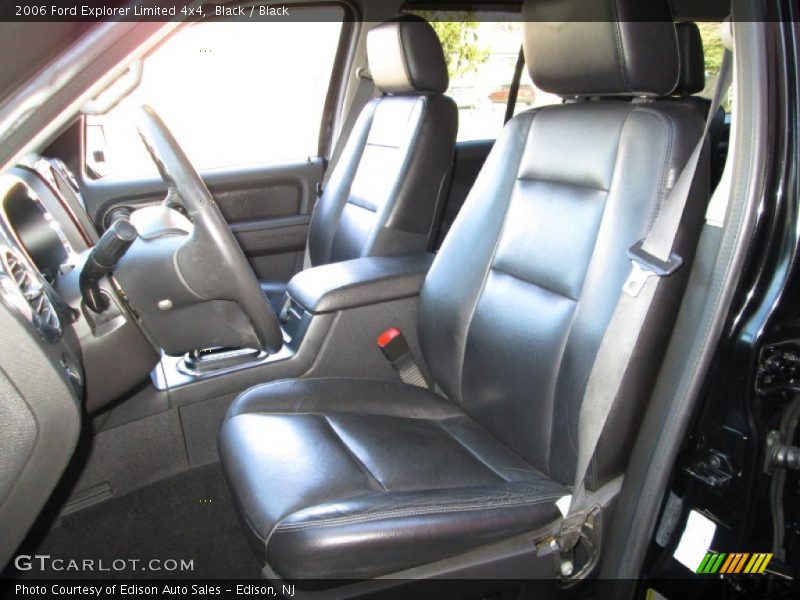 Front Seat of 2006 Explorer Limited 4x4