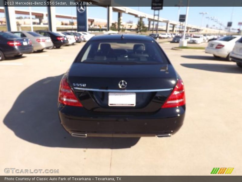 Black / Black 2013 Mercedes-Benz S 550 Sedan