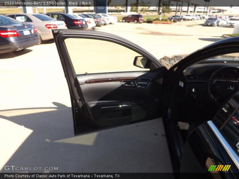 Black / Black 2013 Mercedes-Benz S 550 Sedan