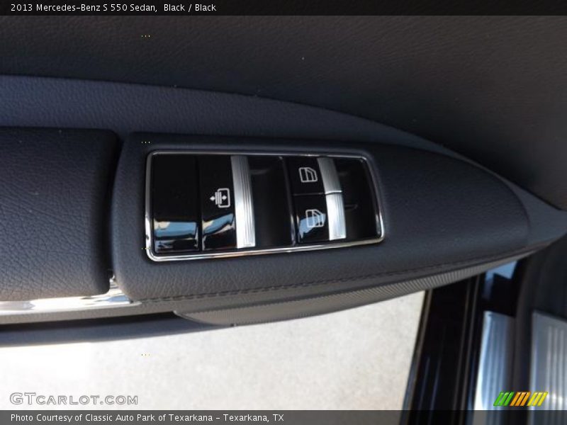 Black / Black 2013 Mercedes-Benz S 550 Sedan