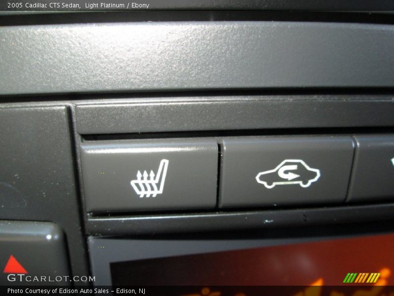 Light Platinum / Ebony 2005 Cadillac CTS Sedan