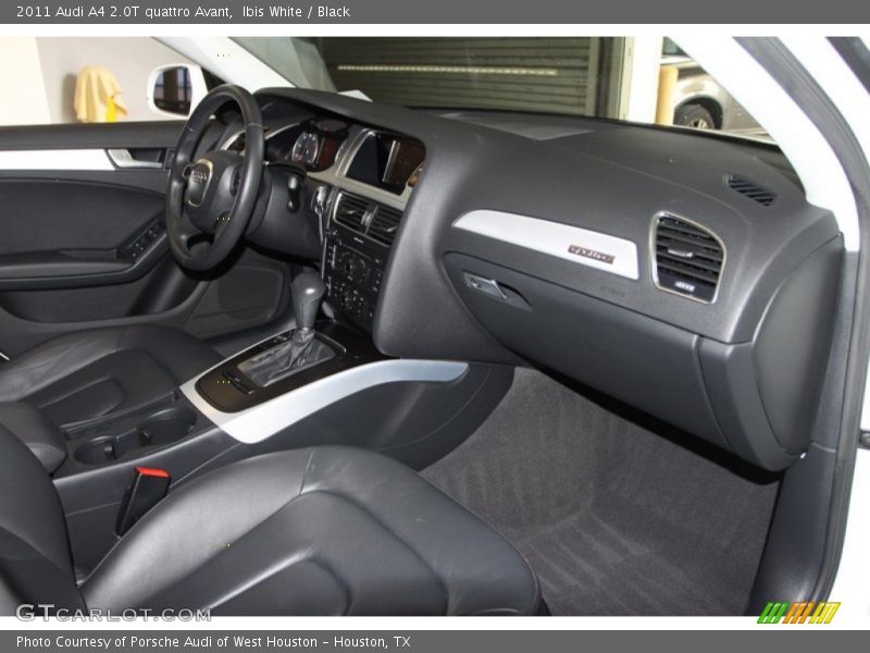 Dashboard of 2011 A4 2.0T quattro Avant