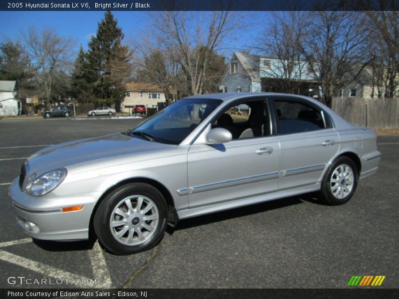 Bright Silver / Black 2005 Hyundai Sonata LX V6