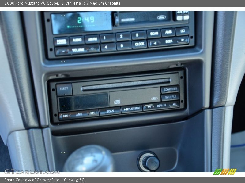 Audio System of 2000 Mustang V6 Coupe