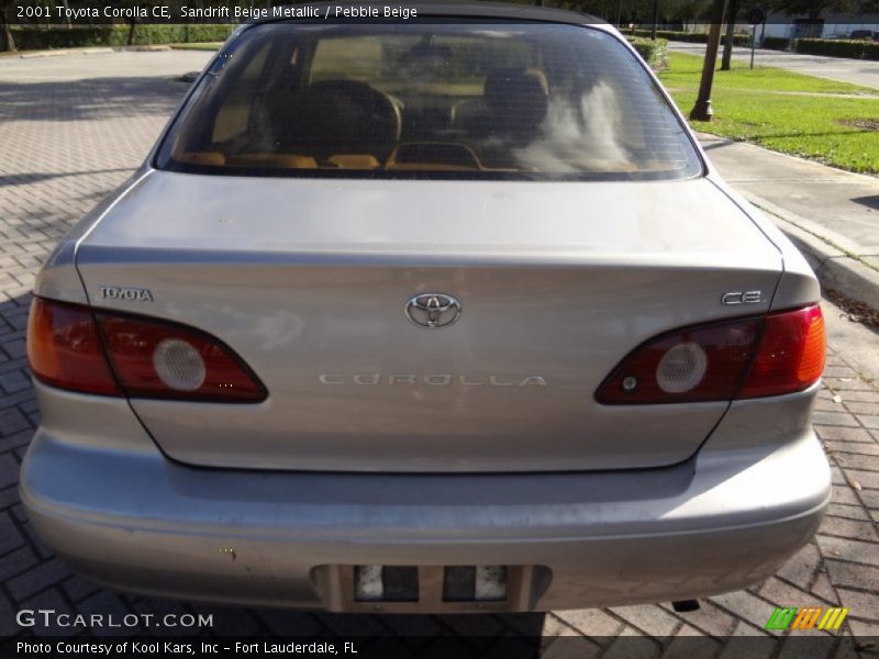 Sandrift Beige Metallic / Pebble Beige 2001 Toyota Corolla CE