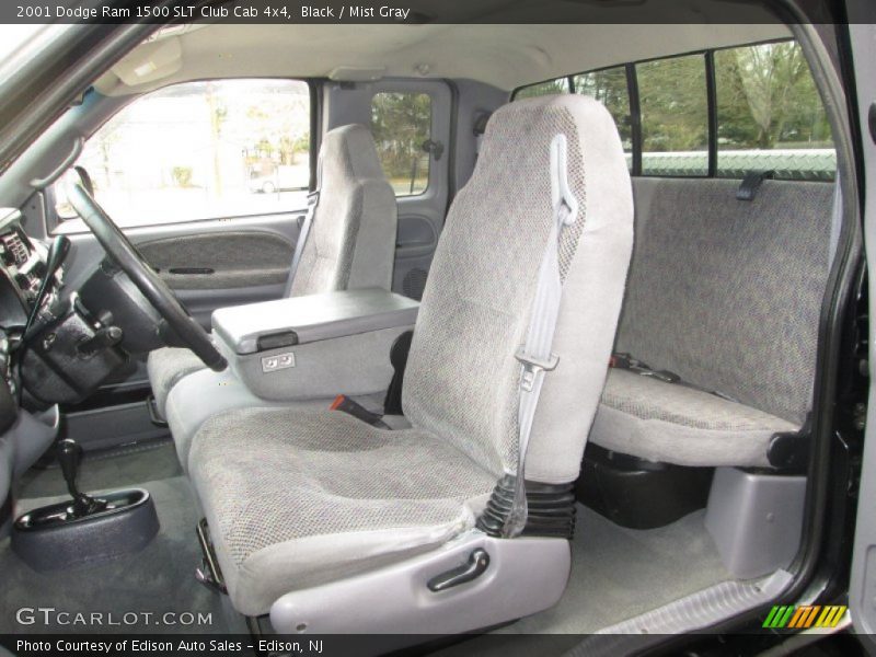 Front Seat of 2001 Ram 1500 SLT Club Cab 4x4