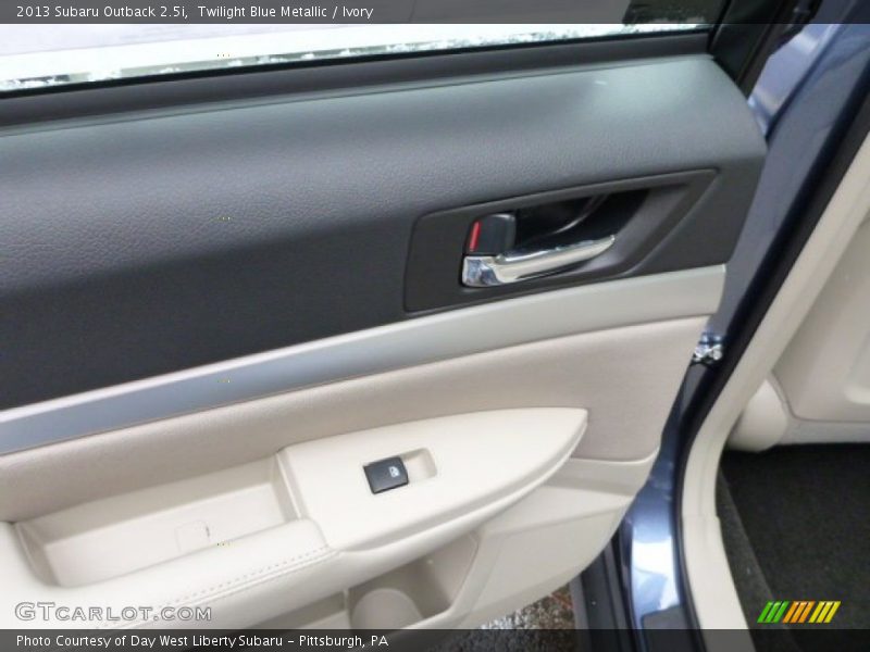 Twilight Blue Metallic / Ivory 2013 Subaru Outback 2.5i