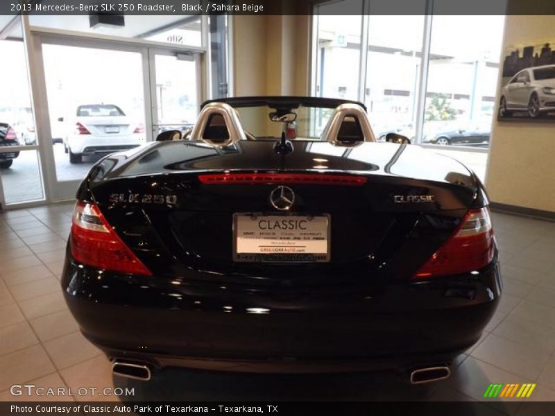 Black / Sahara Beige 2013 Mercedes-Benz SLK 250 Roadster