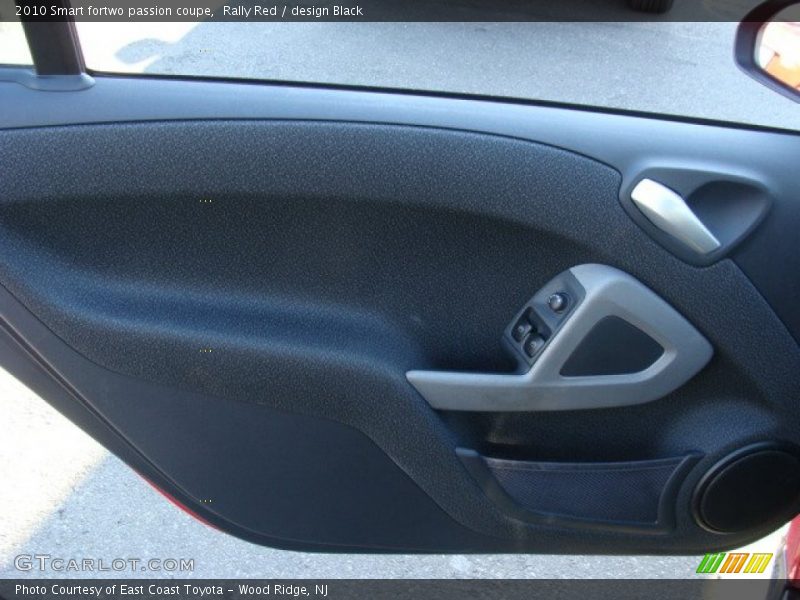 Rally Red / design Black 2010 Smart fortwo passion coupe