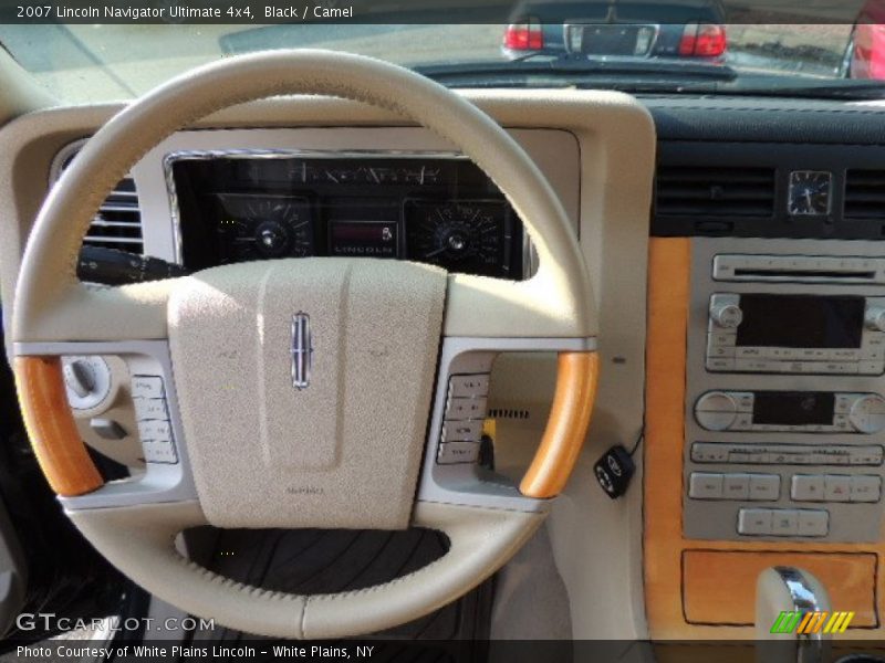 Black / Camel 2007 Lincoln Navigator Ultimate 4x4