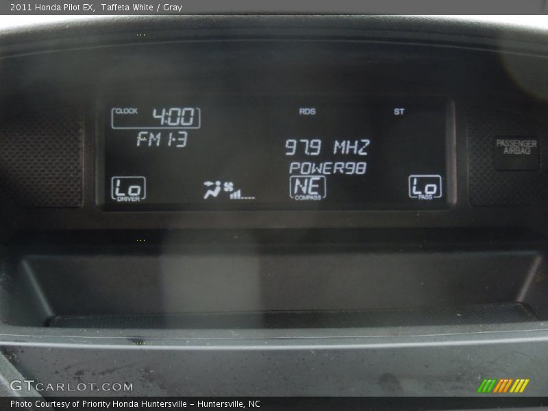 Taffeta White / Gray 2011 Honda Pilot EX