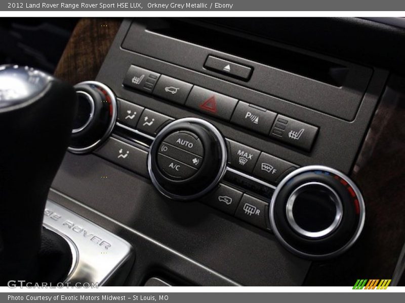 Controls of 2012 Range Rover Sport HSE LUX