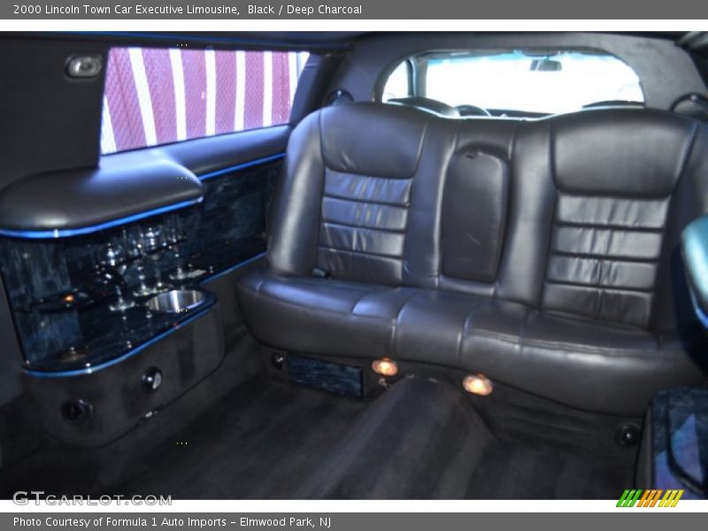Black / Deep Charcoal 2000 Lincoln Town Car Executive Limousine