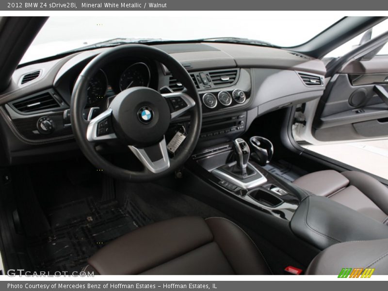 Walnut Interior - 2012 Z4 sDrive28i 