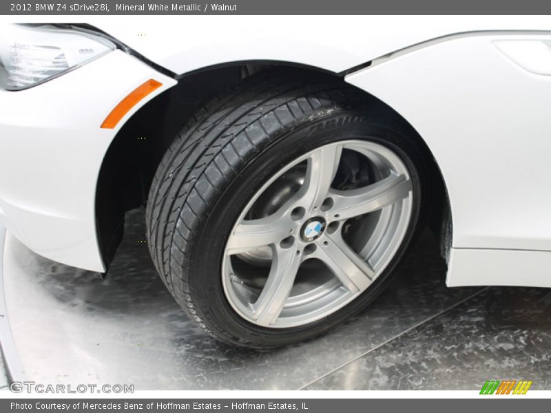 Mineral White Metallic / Walnut 2012 BMW Z4 sDrive28i