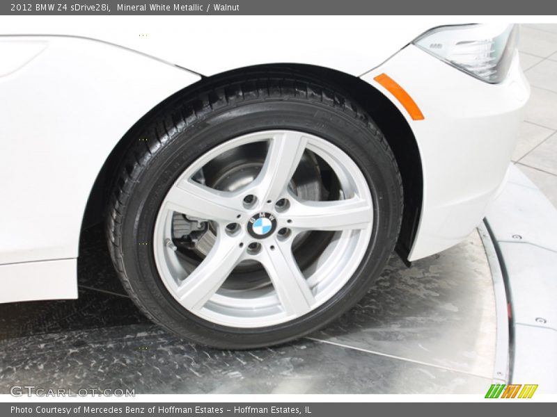 Mineral White Metallic / Walnut 2012 BMW Z4 sDrive28i