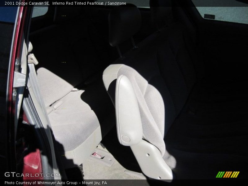 Inferno Red Tinted Pearlcoat / Sandstone 2001 Dodge Caravan SE