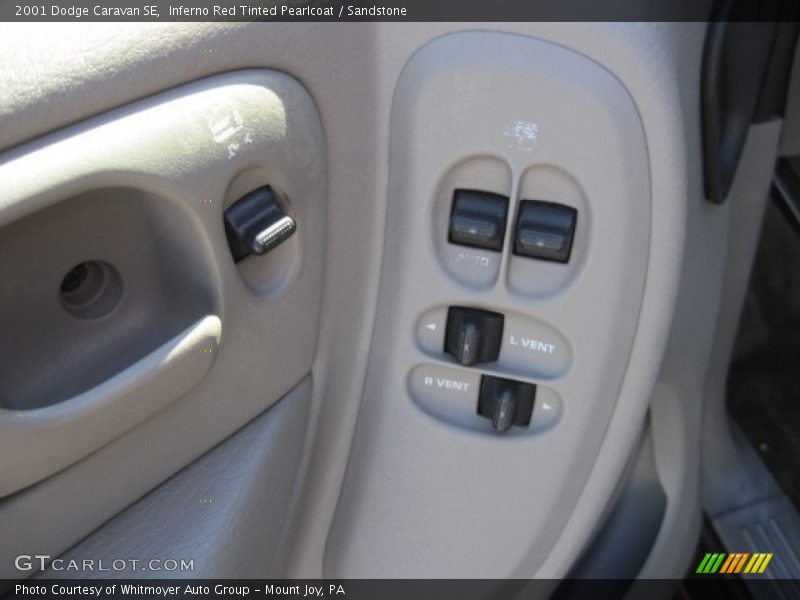 Inferno Red Tinted Pearlcoat / Sandstone 2001 Dodge Caravan SE