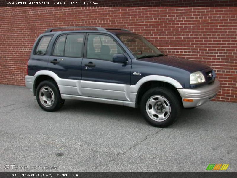 Front 3/4 View of 1999 Grand Vitara JLX 4WD