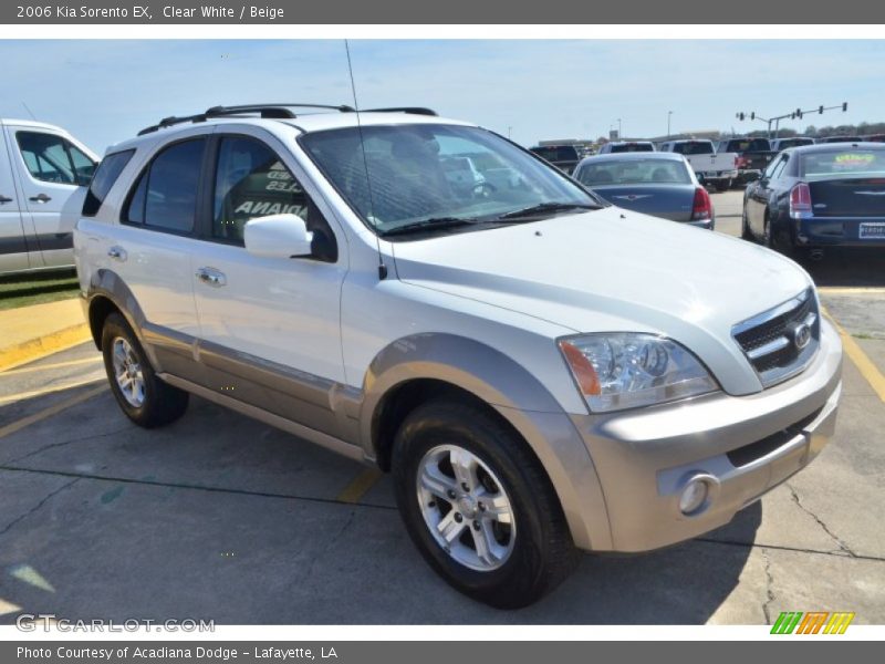 Clear White / Beige 2006 Kia Sorento EX