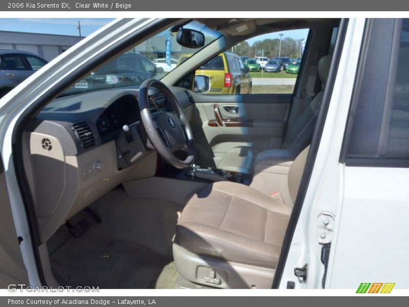 Clear White / Beige 2006 Kia Sorento EX