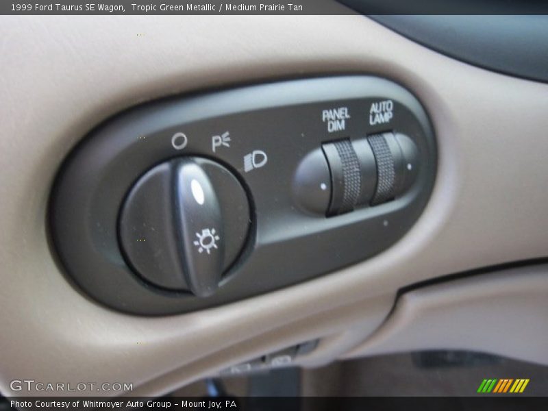 Controls of 1999 Taurus SE Wagon