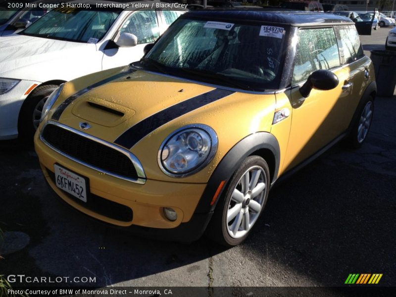 Interchange Yellow / Black/Grey 2009 Mini Cooper S Hardtop