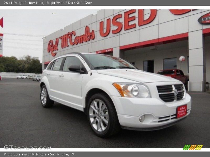 Bright White / Dark Slate Gray 2011 Dodge Caliber Heat
