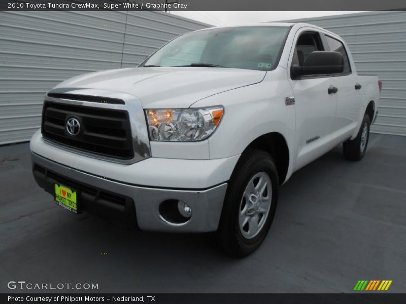 Super White / Graphite Gray 2010 Toyota Tundra CrewMax