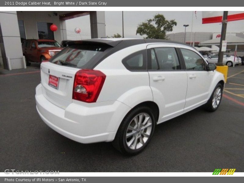 Bright White / Dark Slate Gray 2011 Dodge Caliber Heat