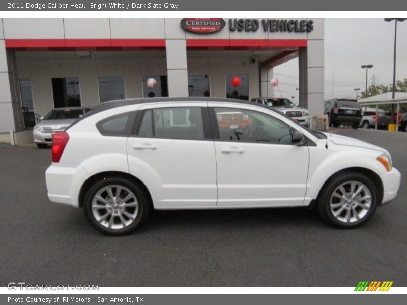 Bright White / Dark Slate Gray 2011 Dodge Caliber Heat