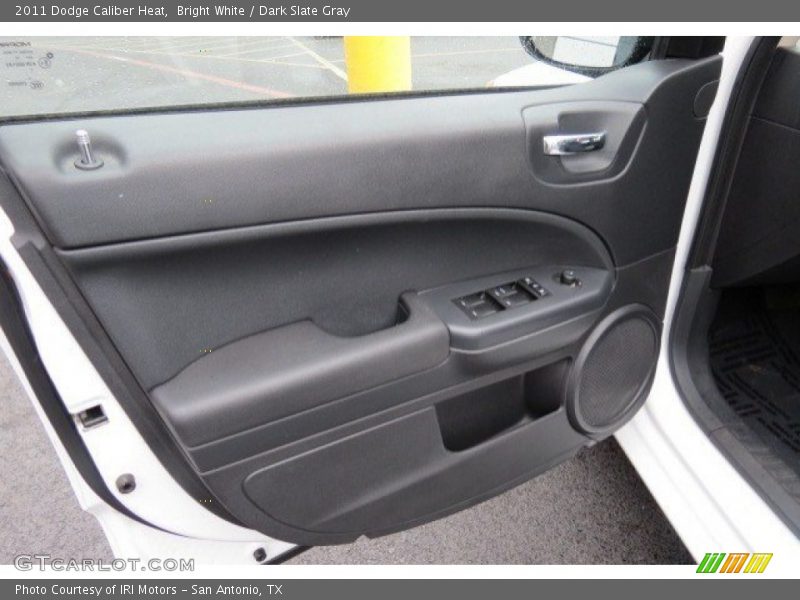 Bright White / Dark Slate Gray 2011 Dodge Caliber Heat