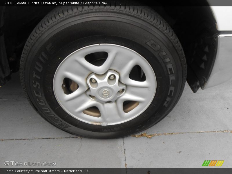 Super White / Graphite Gray 2010 Toyota Tundra CrewMax