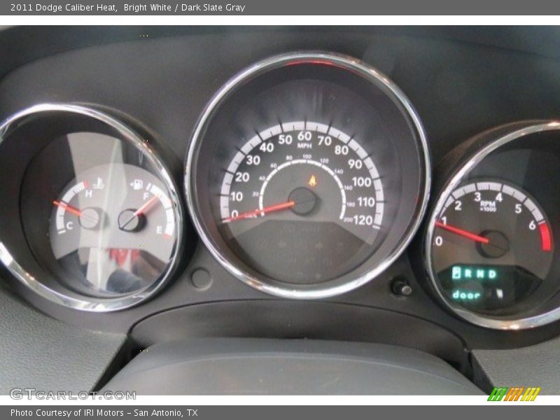 Bright White / Dark Slate Gray 2011 Dodge Caliber Heat