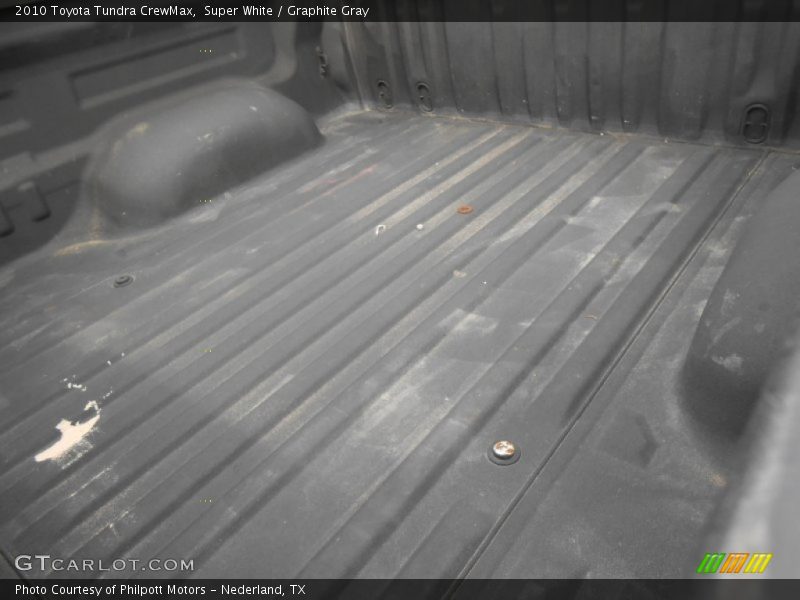 Super White / Graphite Gray 2010 Toyota Tundra CrewMax