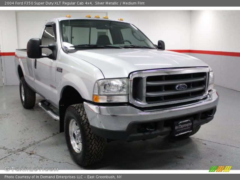 Silver Metallic / Medium Flint 2004 Ford F350 Super Duty XLT Regular Cab 4x4